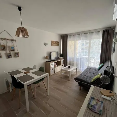아파트 F2 Climatise, Piscine, Parking, A Pied *