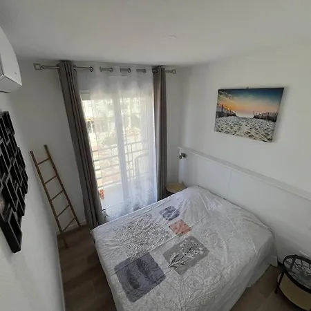 F2 Climatise, Piscine, Parking, A Pied Daire *