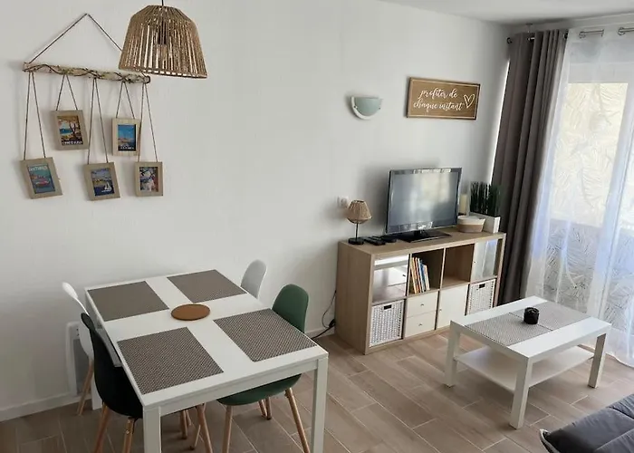 F2 Climatise, Piscine, Parking, A Pied Апартаменты *