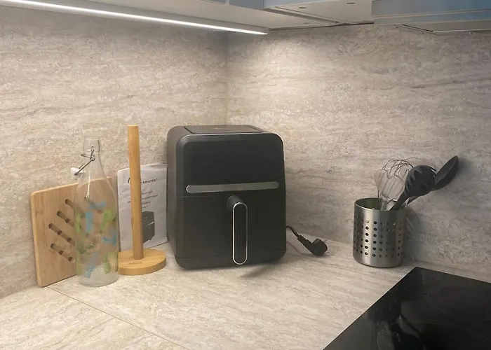 F2 Climatise, Piscine, Parking, A Pied Апартаменты Антиб